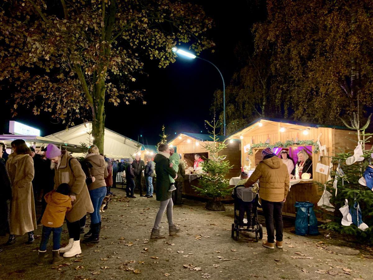 Weihnachtsmarkt Altenberge-Erika eröffnet