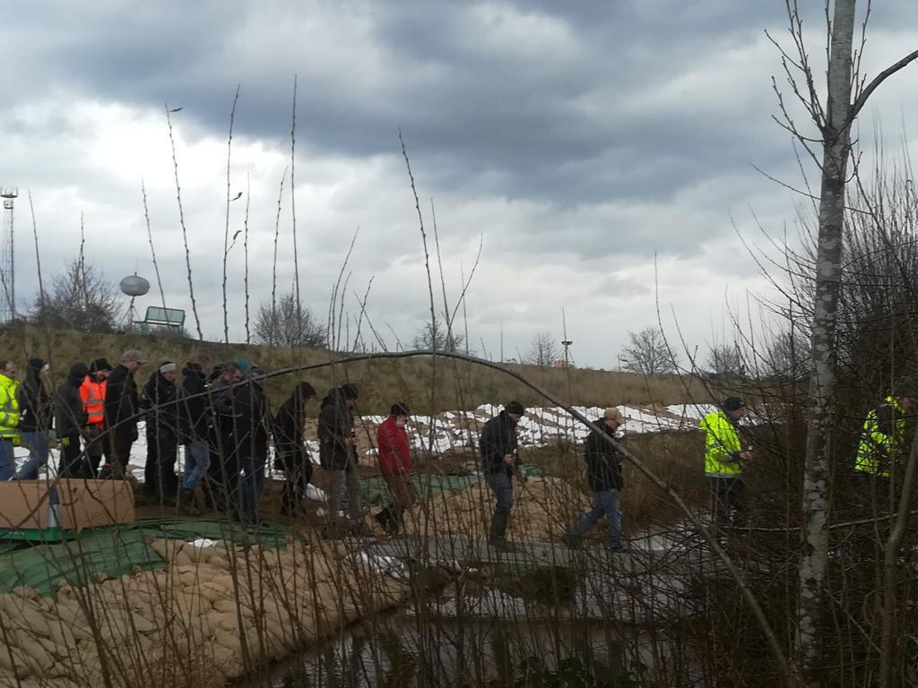 Viele Hände - schnelles Ende: Beeindruckende Leistung der Ehrenamtlichen Viele Hände - schnelles Ende: Beeindruckende Leistung der Ehrenamtlichen