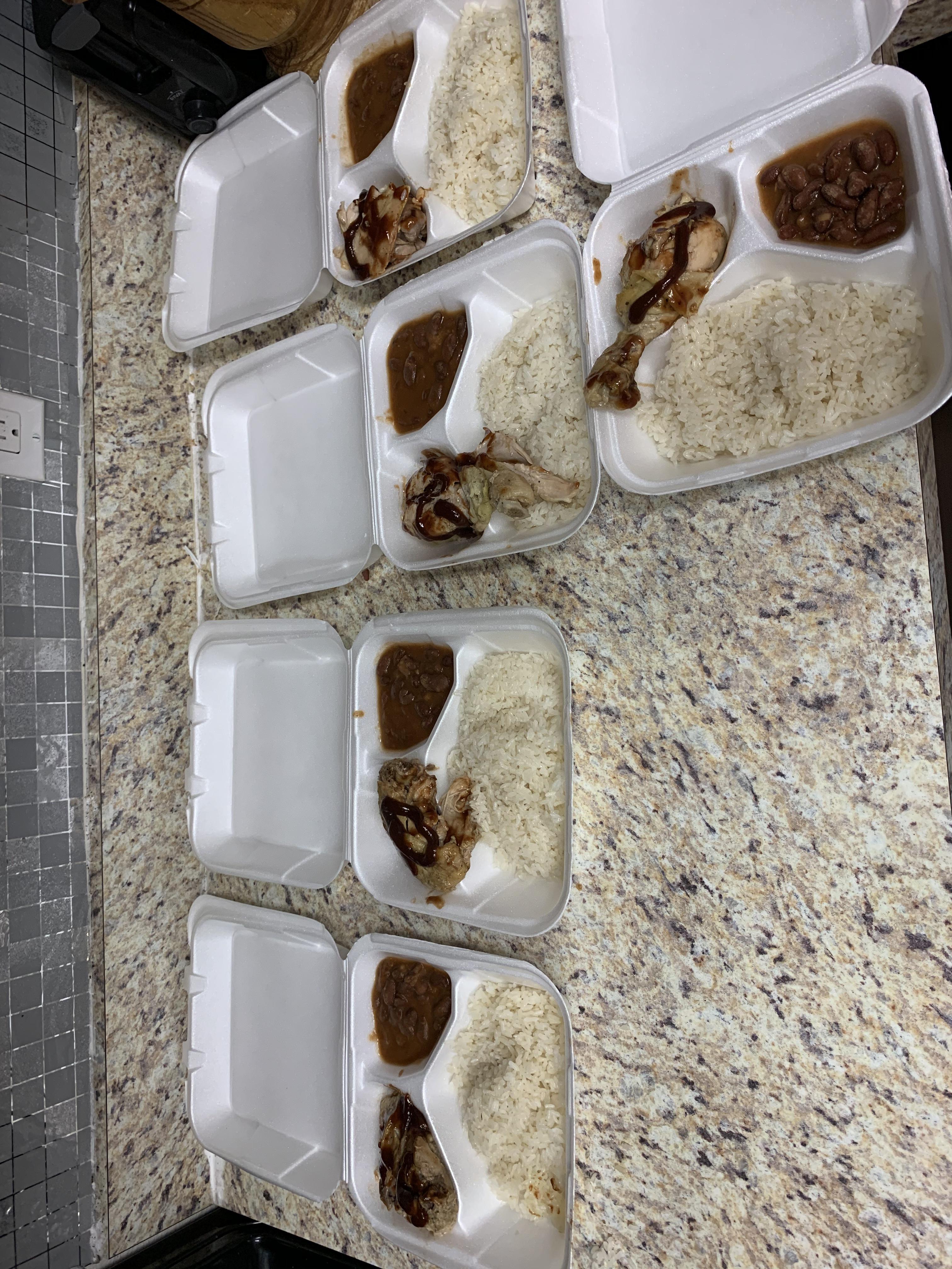 PREPARACIÓN DE ALIMENTOS PARA LOS DIAMBULANTES