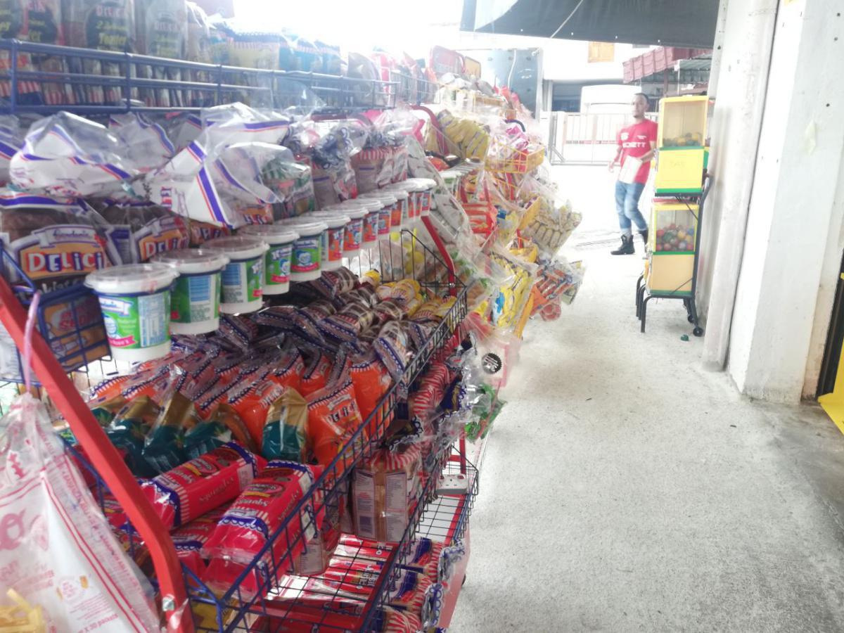  Pasar Segar dan Runcit Rayyan