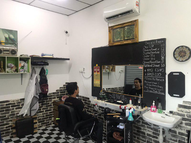 D'Masjid Slim Barbershop