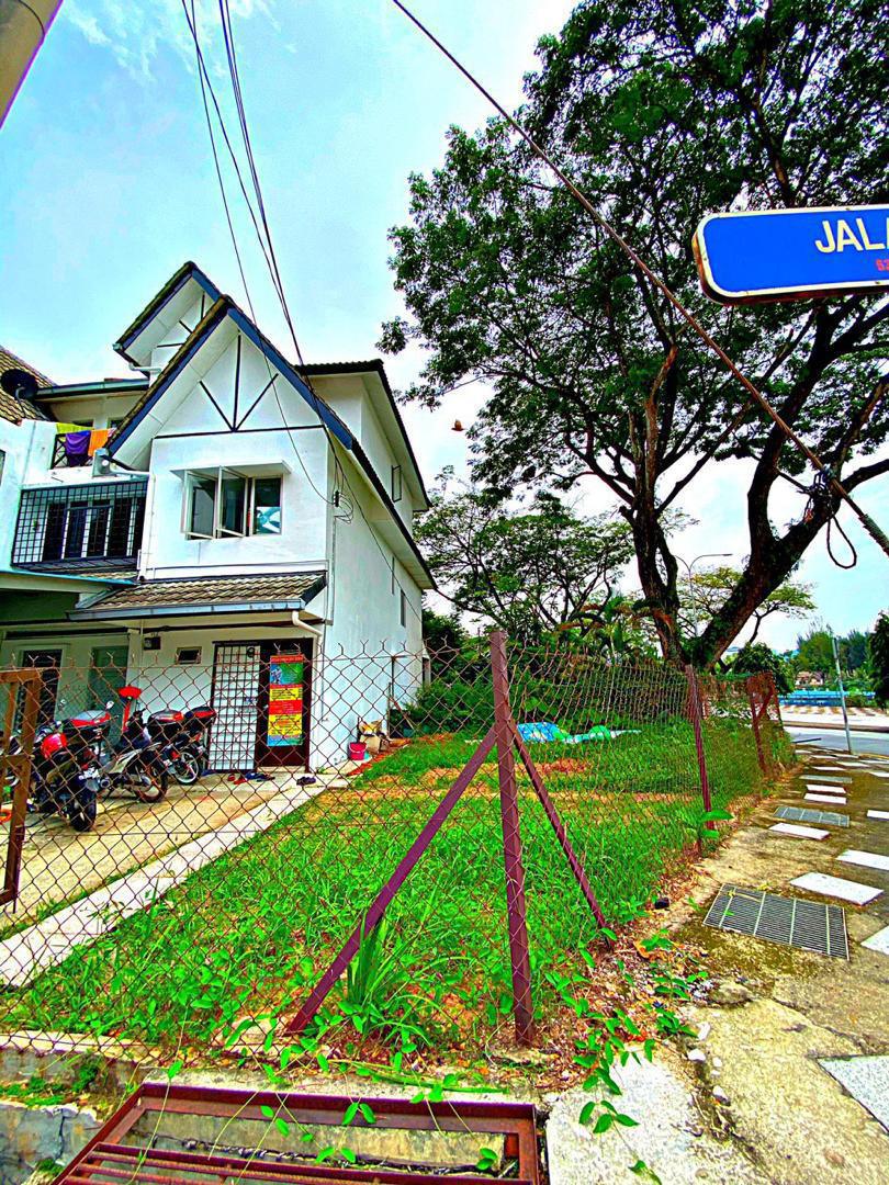 Pusat Bekam Dan Urut