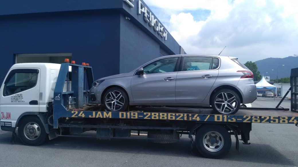 Lori Sewa, Towing dan Servis kenderaan