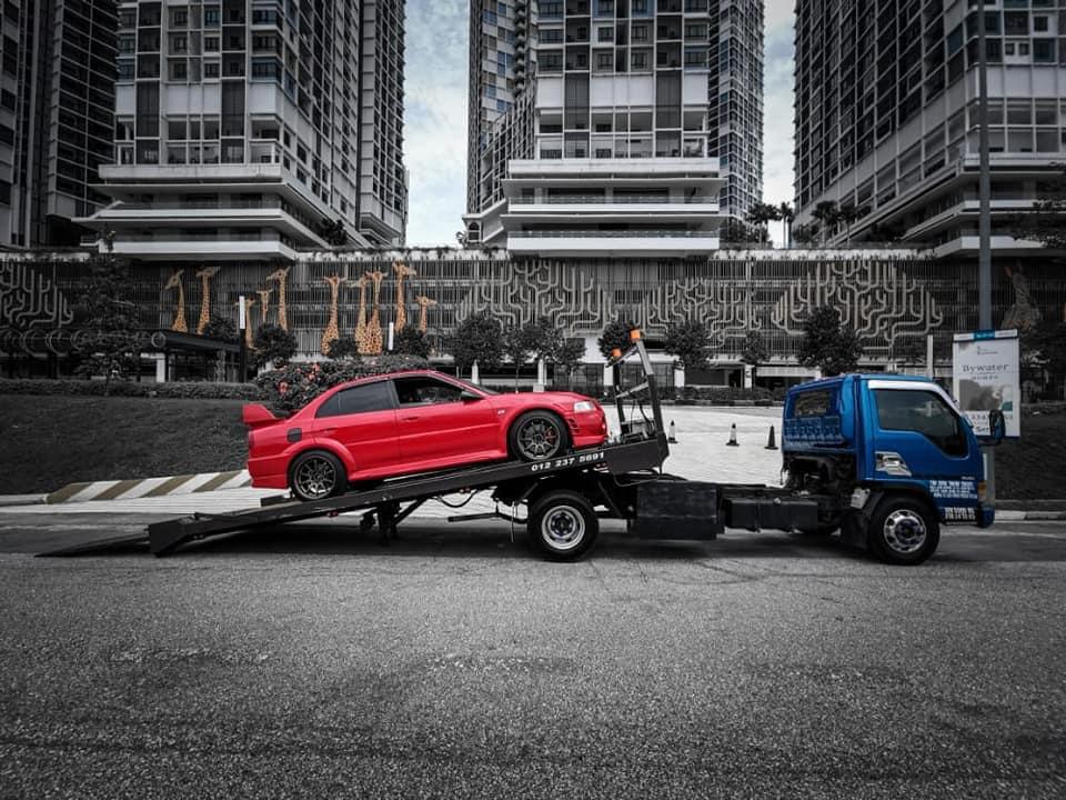 Two Seven Towing Services