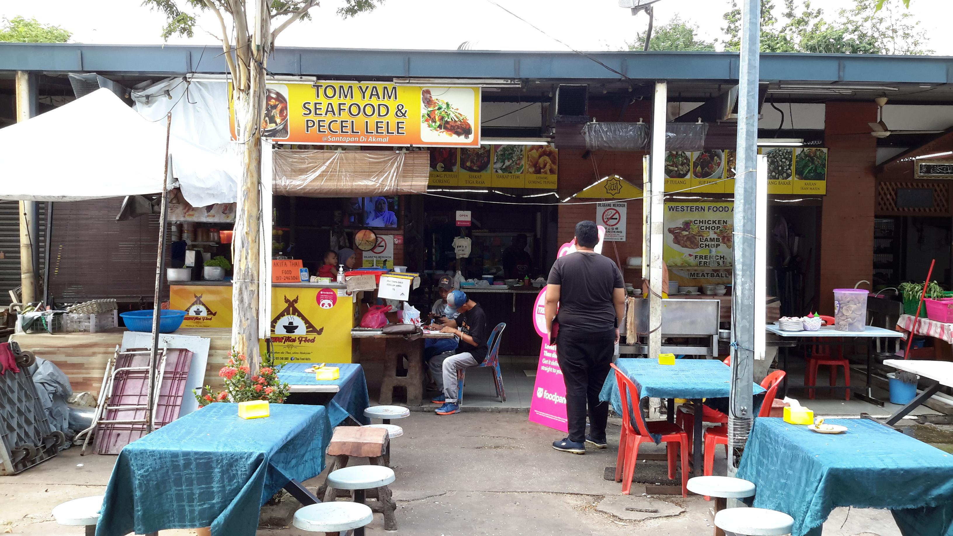 Tom Yam Seafood Pecel Lele