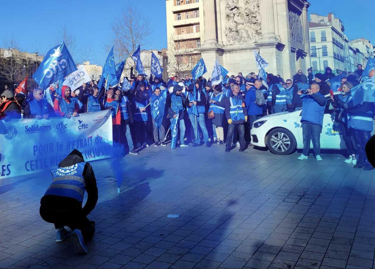 Tous dans la rue pour nos retraites !! Tous dans la rue pour nos retraites !!