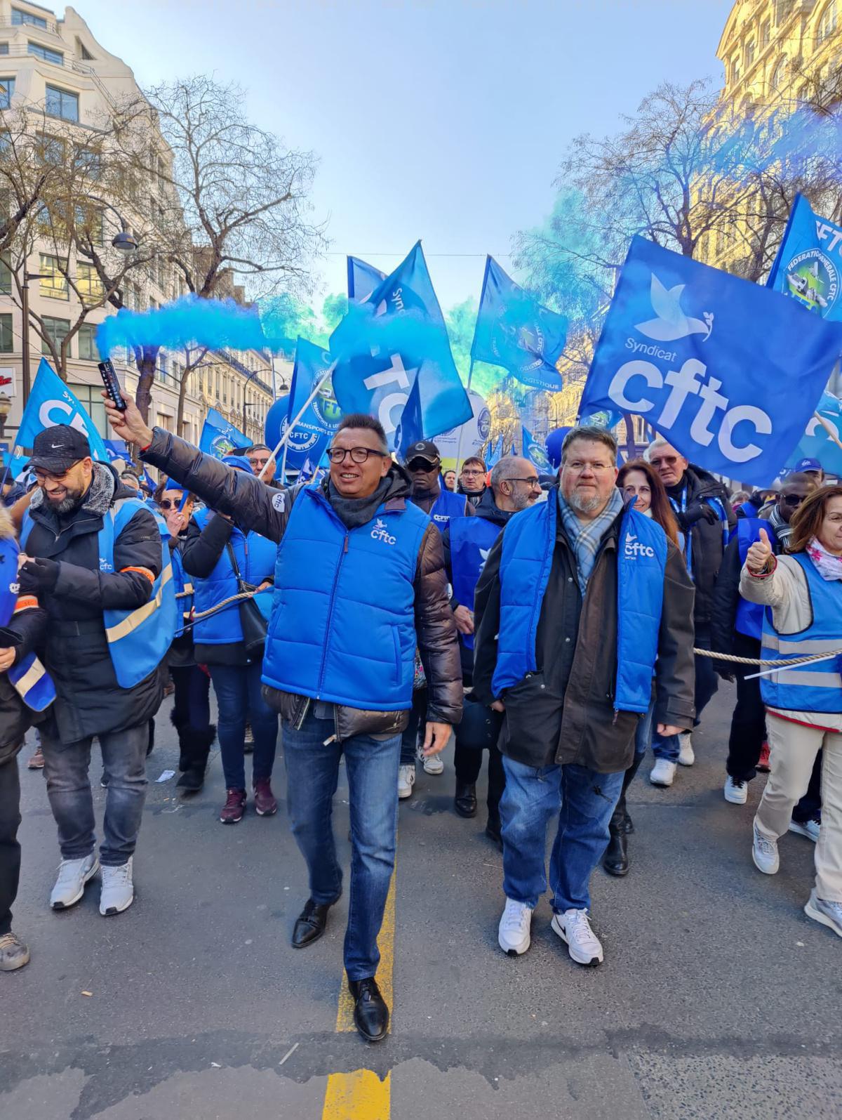 07/02/23 - Merci de votre présence . Lâchons rien 07/02/23 - Merci de votre présence . Lâchons rien