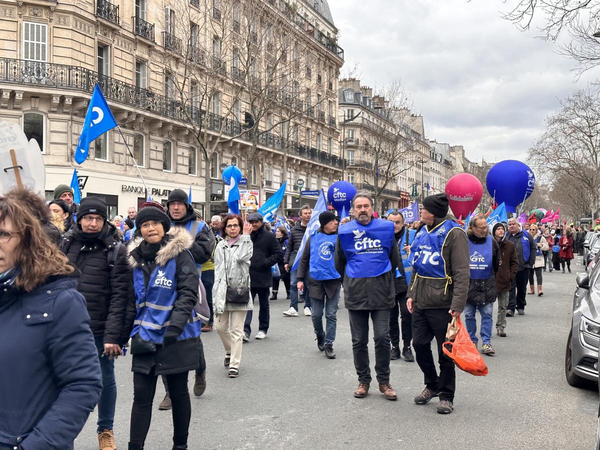 Retour en image de la manifestation du 7 Mars . Retour en image de la manifestation du 7 Mars .