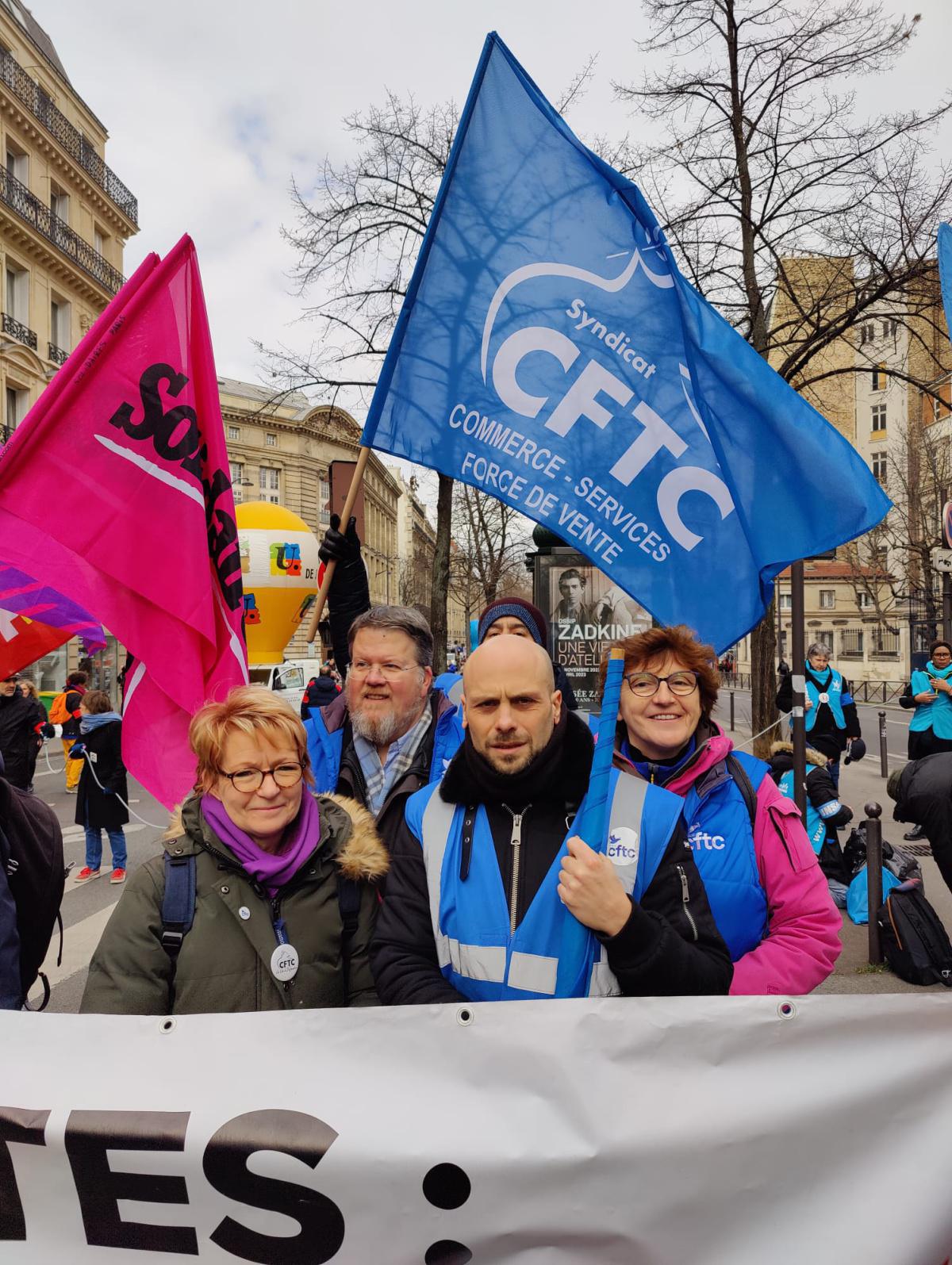 Retour en image de la manifestation du 7 Mars . Retour en image de la manifestation du 7 Mars .