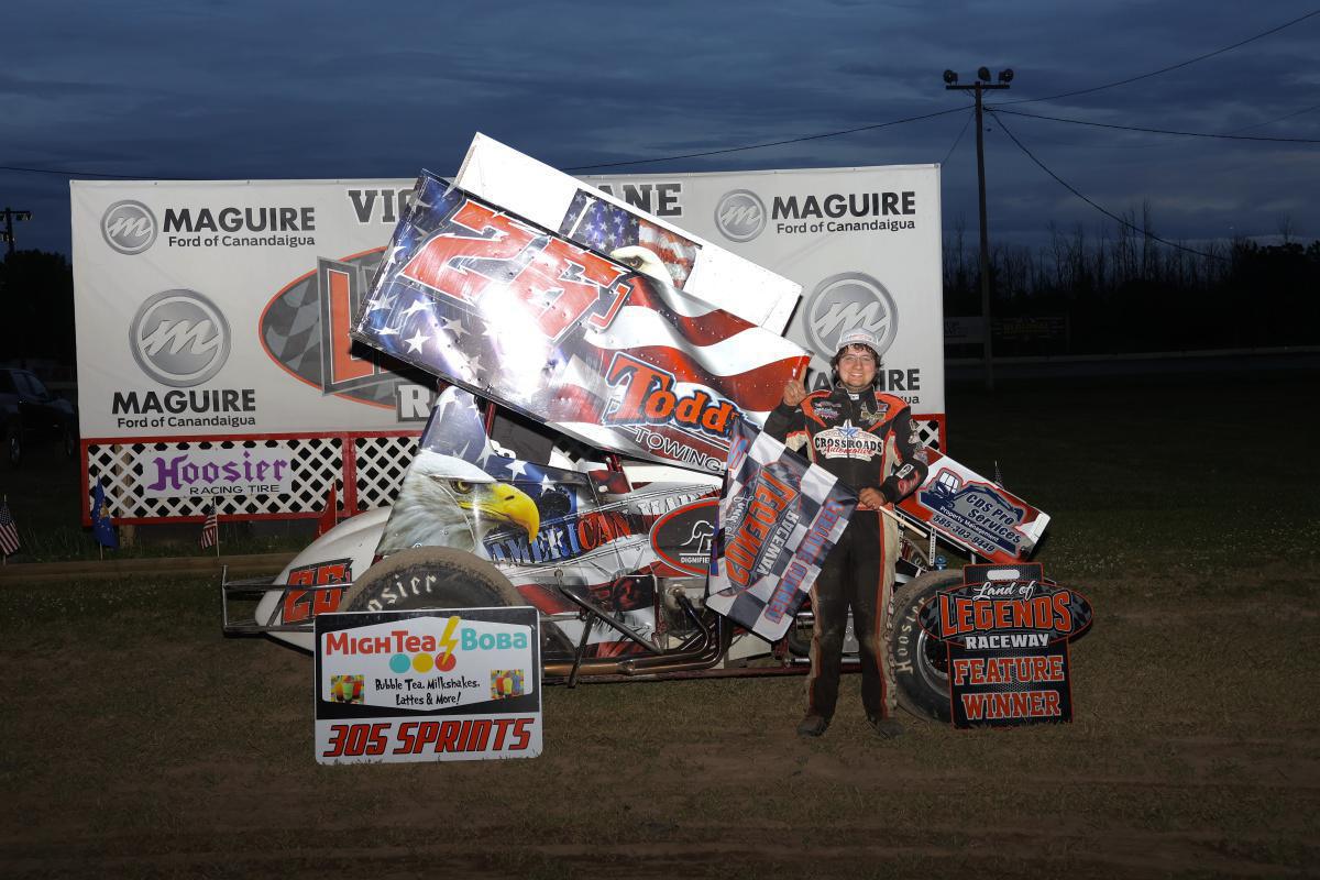 Open-Wheel Stars Sheppard, Guererri & Kolosek Take 1st Checkers Of '24 Canandaigua Campaign Open-Wheel Stars Sheppard, Guererri & Kolosek Take 1st Checkers Of '24 Canandaigua Campaign