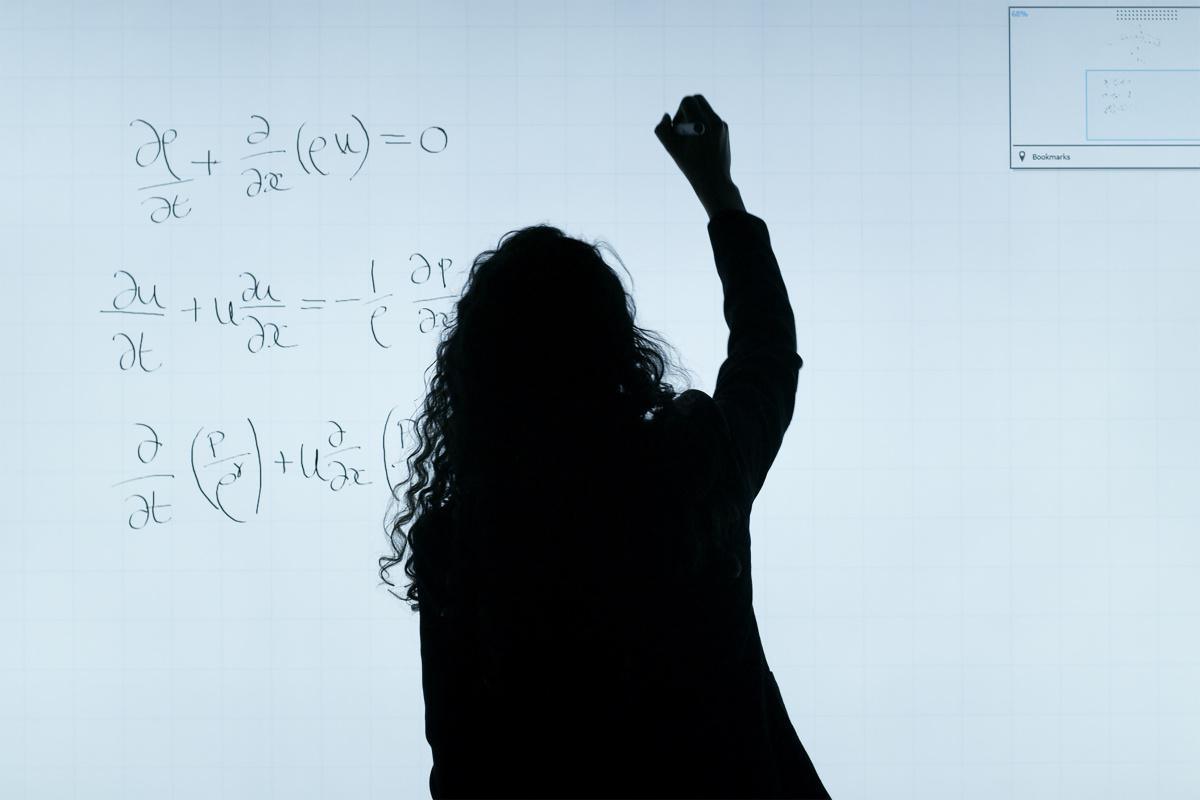 Présentation prépas Math-Physique - Mathématiques, Physique et Sciences de l'Ingénieur & Physique, Chimie et Sciences de l'Ingénieur Présentation prépas Math-Physique - Mathématiques, Physique et Sciences de l'Ingénieur & Physique, Chimie et Sciences de l'Ingénieur