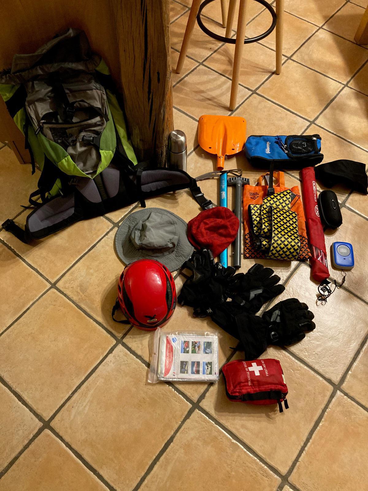 Sortie AS "Les Coquelicots" - Initiation au ski de randonnée Sortie AS "Les Coquelicots" - Initiation au ski de randonnée