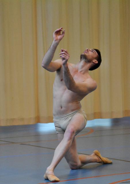 Une belle rencontre autour des poèmes chorégraphiés de Charles Baudelaire Une belle rencontre autour des poèmes chorégraphiés de Charles Baudelaire