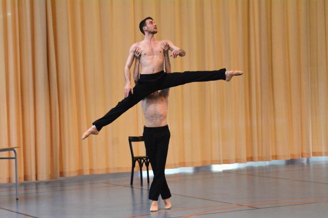 Une belle rencontre autour des poèmes chorégraphiés de Charles Baudelaire Une belle rencontre autour des poèmes chorégraphiés de Charles Baudelaire