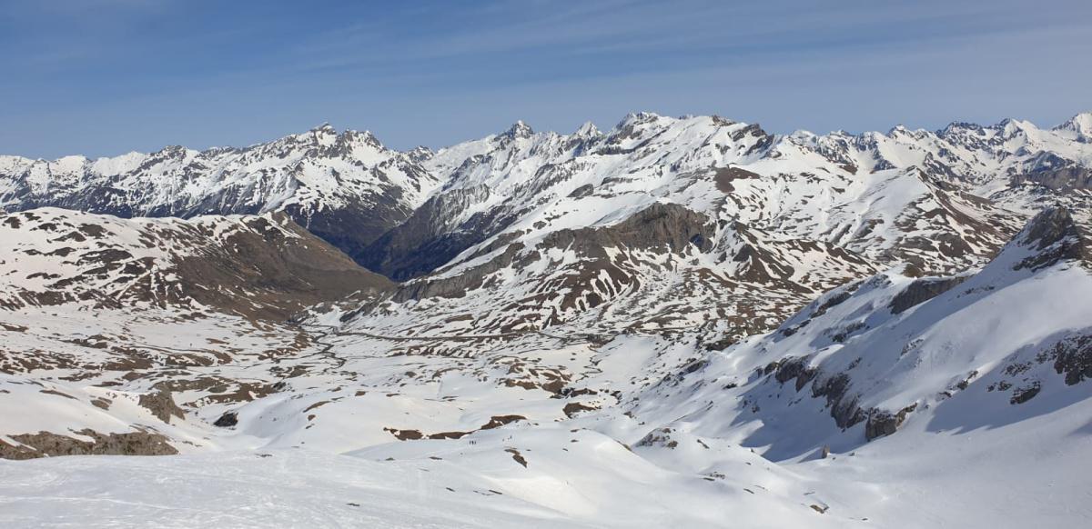 Sortie AS "Les Coquelicots" - Initiation au ski de randonnée à Aneu Sortie AS "Les Coquelicots" - Initiation au ski de randonnée à Aneu