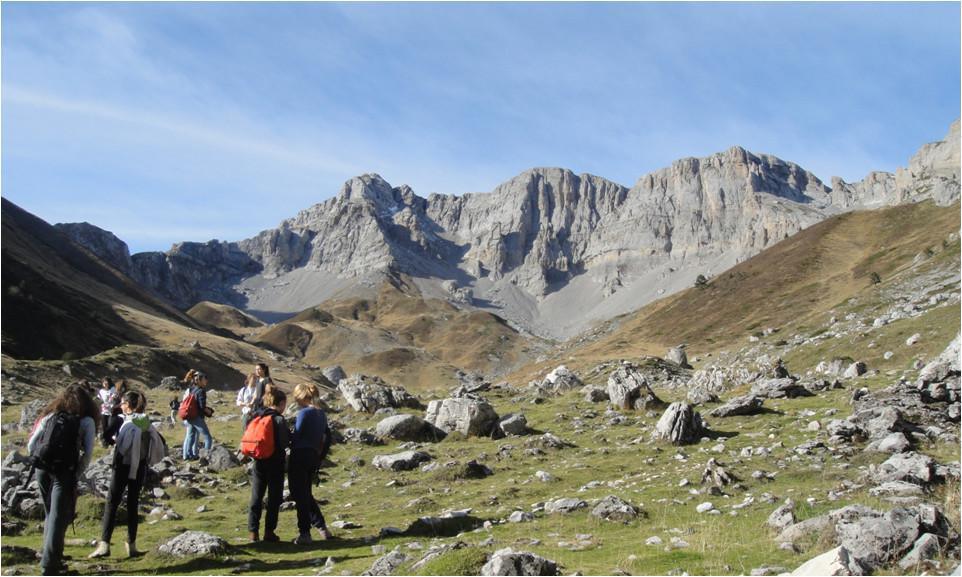Témoignage bilingue en français et en anglais de Nicolas Dall'Asta, ancien élève de section européenne du Lycée Louis Barthou Témoignage bilingue en français et en anglais de Nicolas Dall'Asta, ancien élève de section européenne du Lycée Louis Barthou