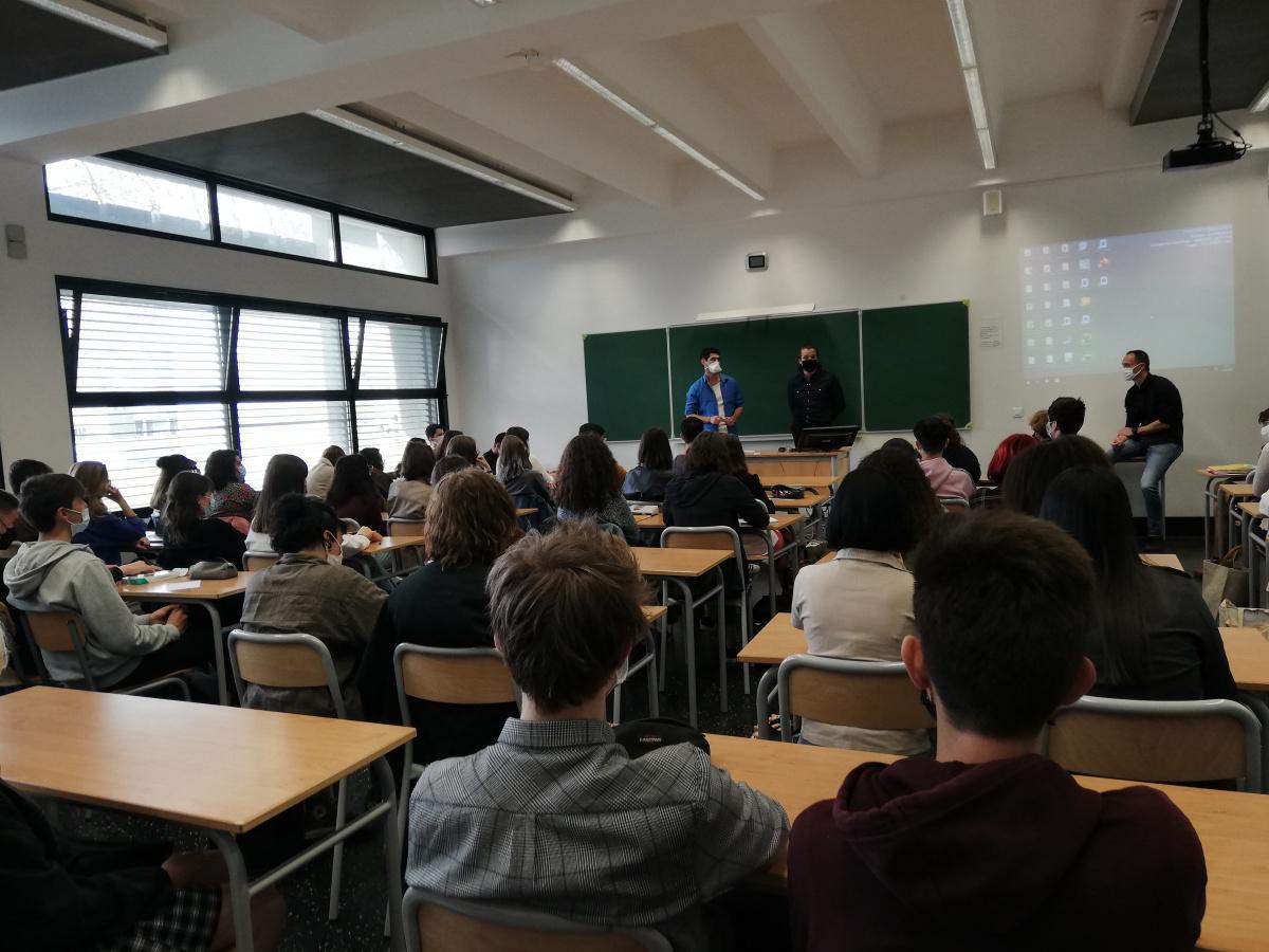 Les Nocturnes de l'Histoire au lycée, le mercredi 30 mars 2022  Les Nocturnes de l'Histoire au lycée, le mercredi 30 mars 2022