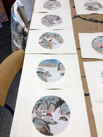 La calligraphie chinoise en arts plastiques avec l'Institut Confucius de Pau Pyrénées La calligraphie chinoise en arts plastiques avec l'Institut Confucius de Pau Pyrénées