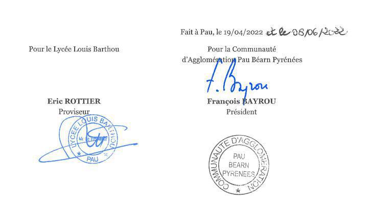 François Bayrou signe la convention de partenariat pour la mise en place de la spécialité MUSIQUE au lycée Louis Barthou