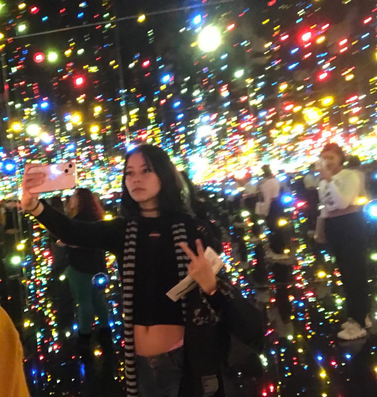 Les élèves de la spécialité Arts Plastiques à Bilbao, au Musée Guggenheim Les élèves de la spécialité Arts Plastiques à Bilbao, au Musée Guggenheim