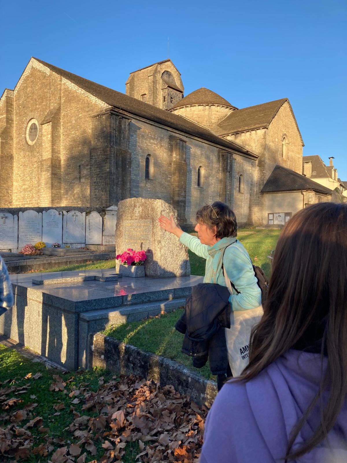 Les élèves d'histoire des arts (HIDA) analysent l'architecture Les élèves d'histoire des arts (HIDA) analysent l'architecture