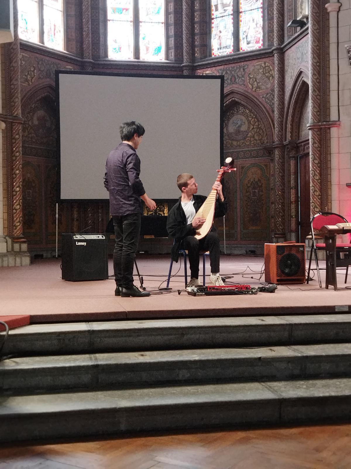 Concert de musique chinoise pour les élèves engagés dans l'enseignement de spécialité "musique"