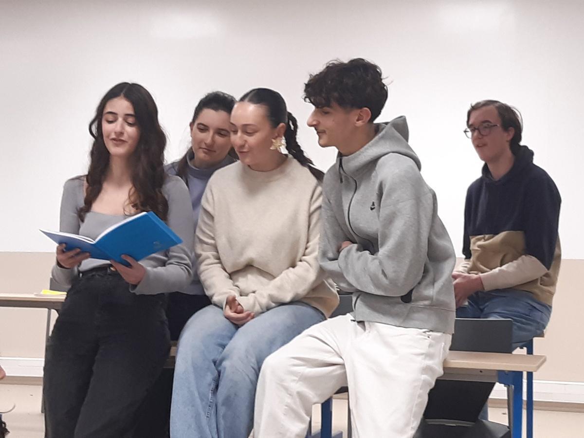 Théâtre Abibac 2024/25 Théâtre Abibac 2024/25