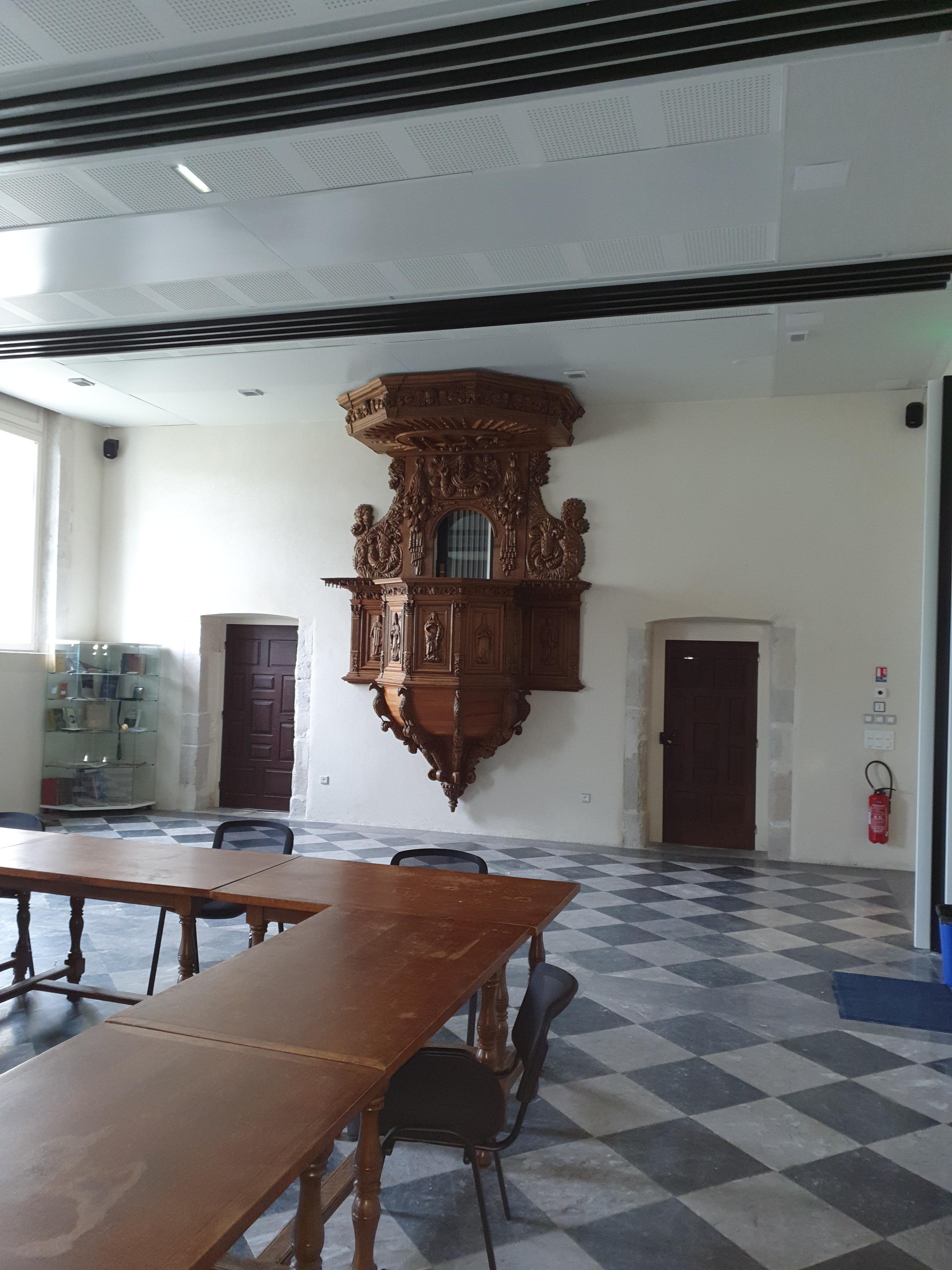 Chaire de la bibliothèque générale