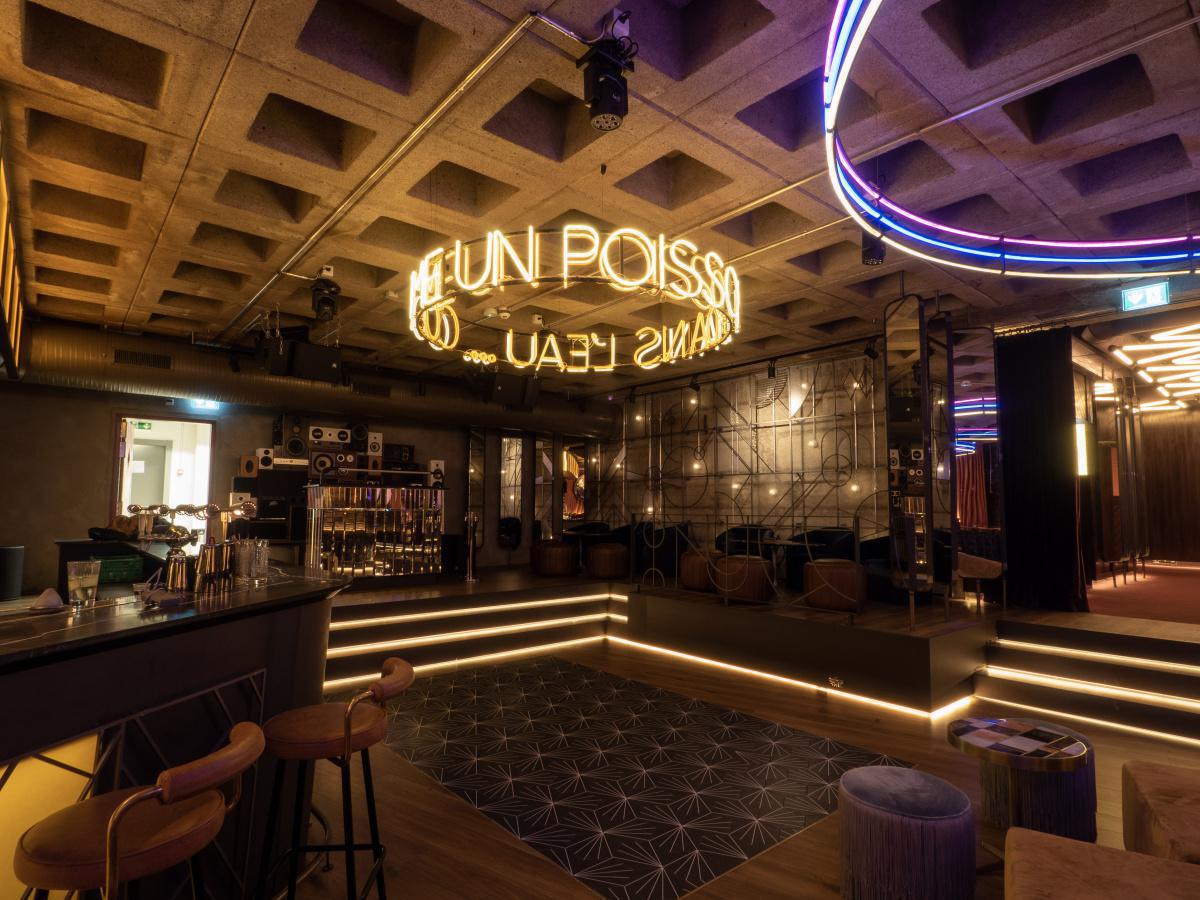 CRAPULE CLUB CRAPULE CLUB