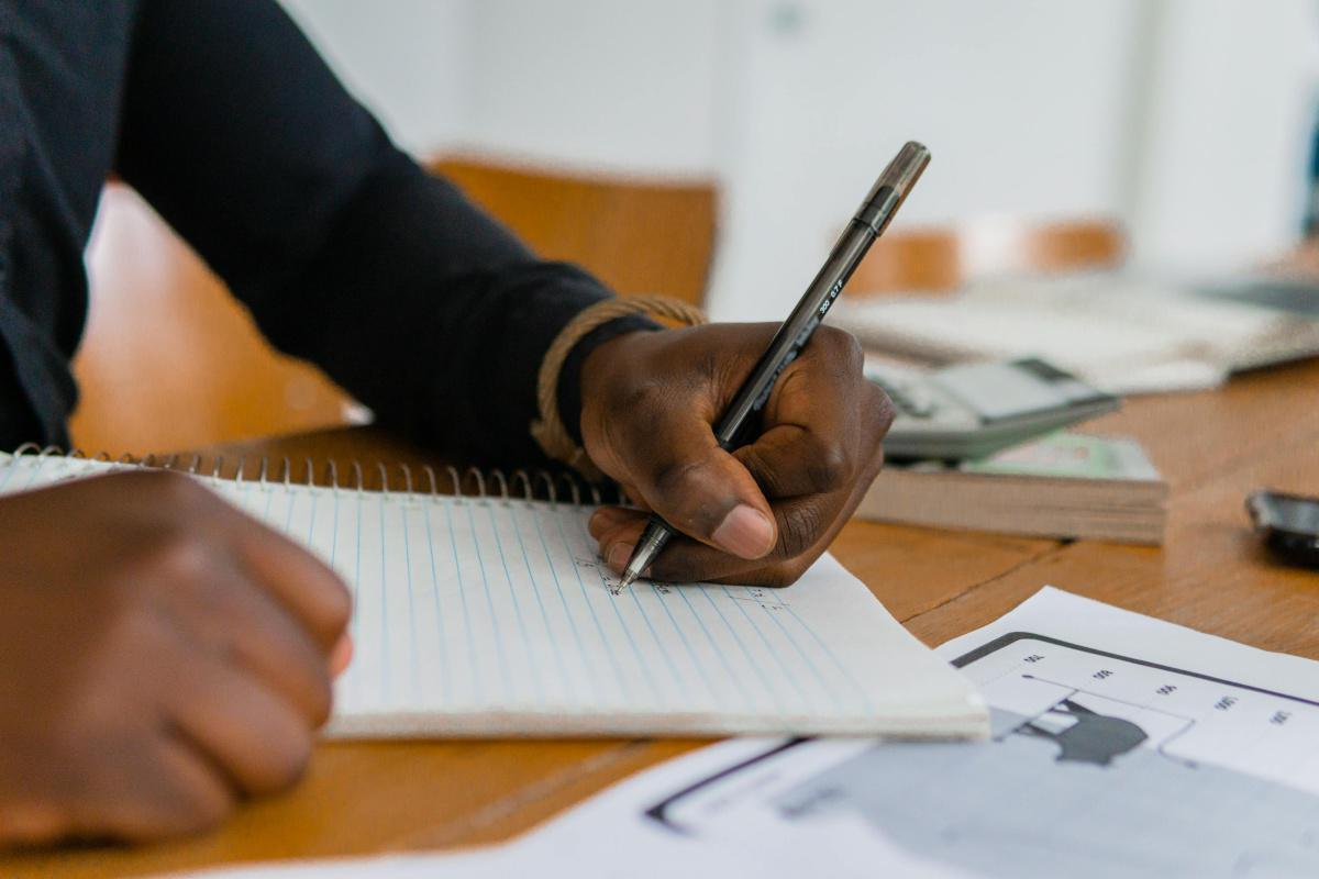 Demande officielle de rattrapage de tes CP sur tes arrêts maladies , le modèle en pièce jointe Demande officielle de rattrapage de tes CP sur tes arrêts maladies , le modèle en pièce jointe