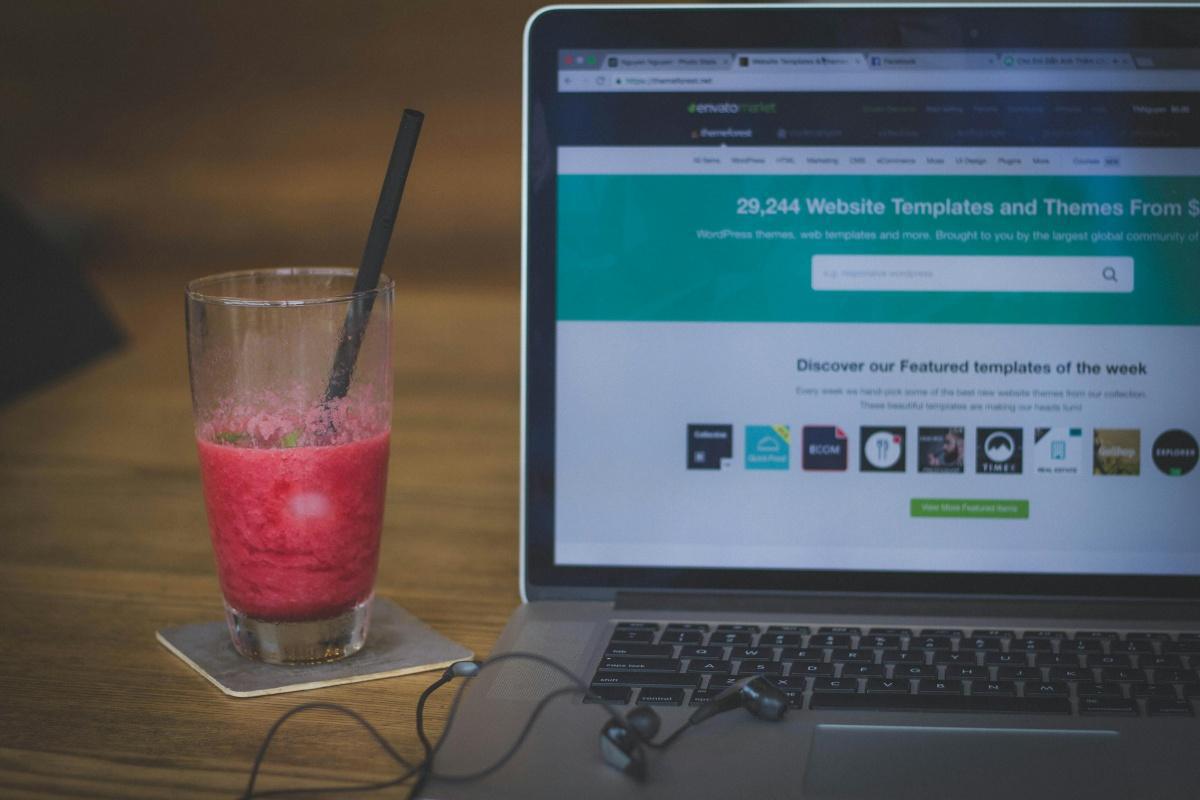 Peu de gens le savent : dans cette situation, votre employeur peut fouiller dans votre ordinateur en votre absence! Peu de gens le savent : dans cette situation, votre employeur peut fouiller dans votre ordinateur en votre absence!