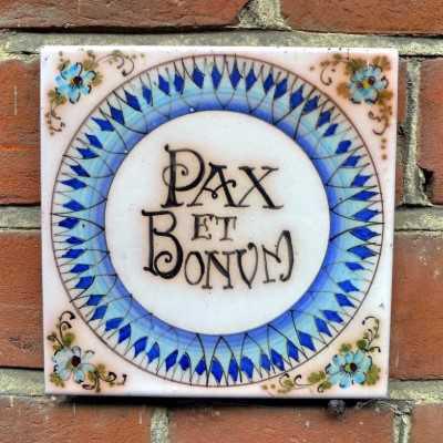 A saudação de Paz e Bem