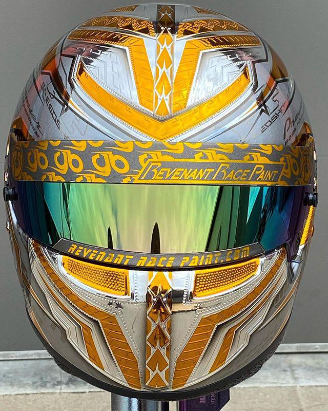 Spray chrome and airbrush art Spray chrome and airbrush art