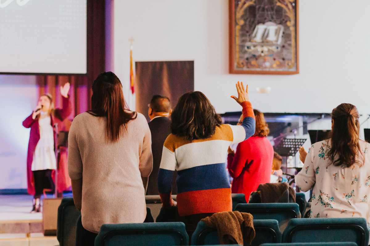 MINISTERIO DE ALABANZA
