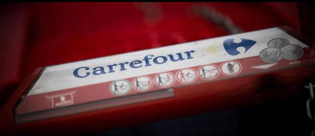 Carrefour va tester les prospectus dématérialisés Carrefour va tester les prospectus dématérialisés