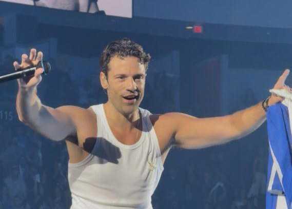Argiros Concert Pics & Videos! Argiros Concert Pics & Videos!