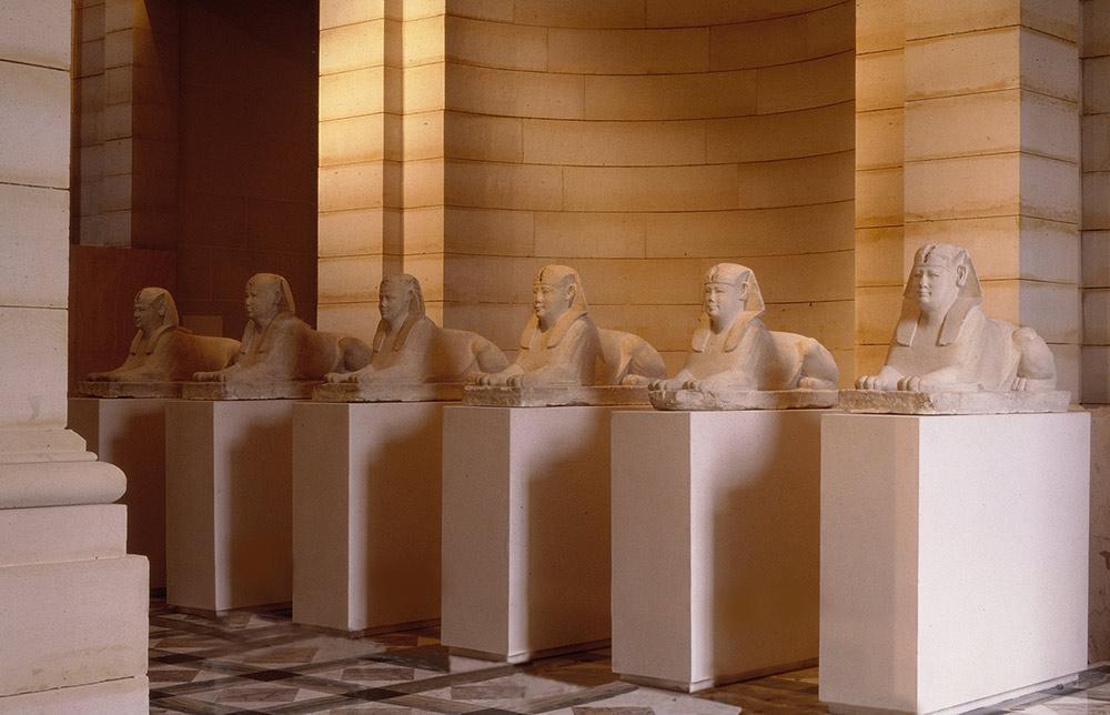 L'allée de sphinx L'allée de sphinx