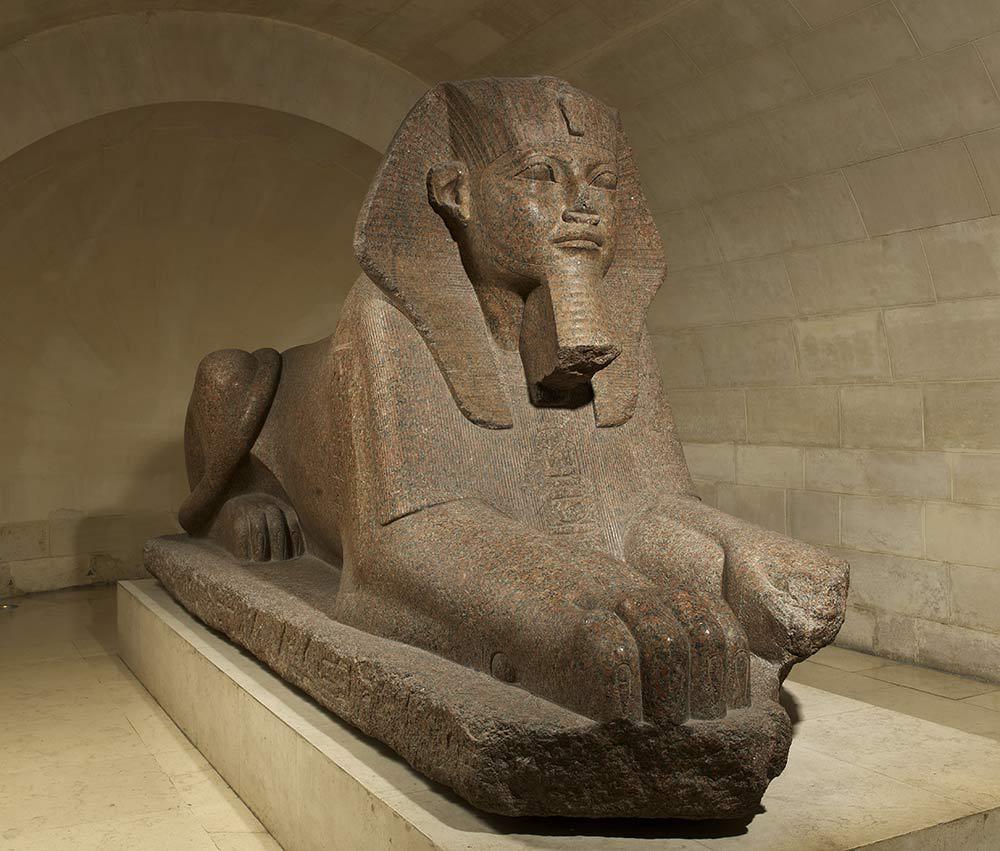 L'allée de sphinx L'allée de sphinx