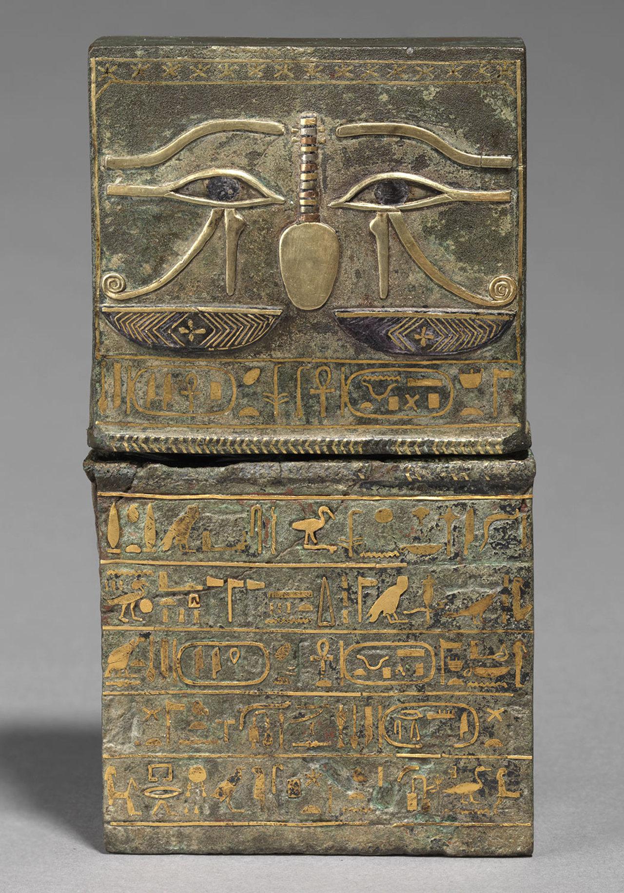Boîte au nom de Chépenoupet II, fille du roi Piânkhy, divine adoratrice d'Amon
