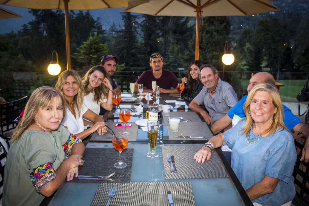 Revisa los mejores momentos del exitoso primer Happy Hour del 2019 en el Sport Francés Revisa los mejores momentos del exitoso primer Happy Hour del 2019 en el Sport Francés