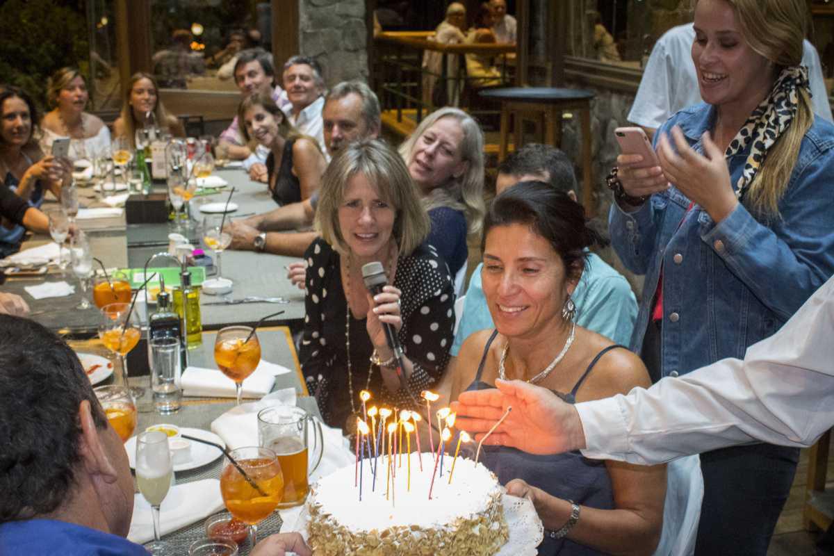 Revisa los mejores momentos del exitoso primer Happy Hour del 2019 en el Sport Francés Revisa los mejores momentos del exitoso primer Happy Hour del 2019 en el Sport Francés