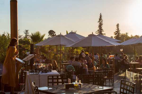 Revisa las imágenes que dejó nuestro exitoso Happy Hour especial por el “Día de la Mujer” Revisa las imágenes que dejó nuestro exitoso Happy Hour especial por el “Día de la Mujer”