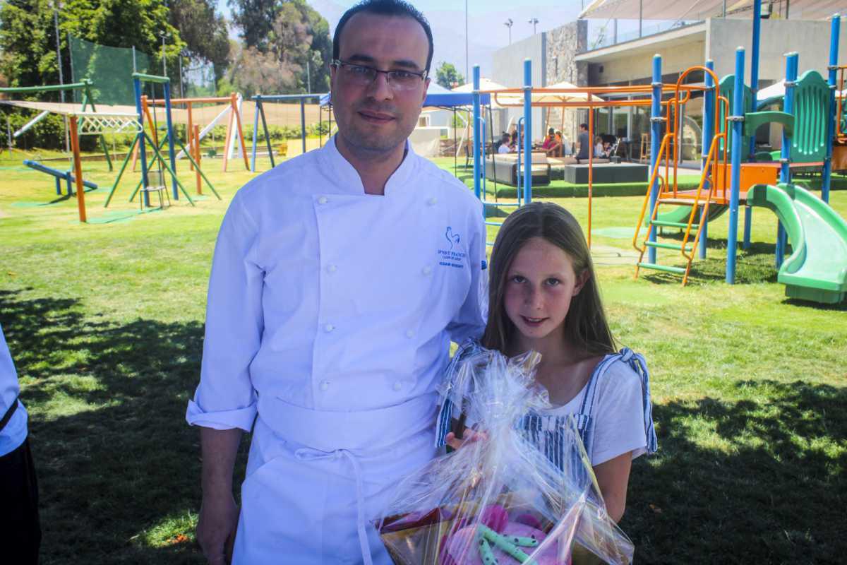 Exitoso taller de galletas navideñas vivimos en Sport Francés