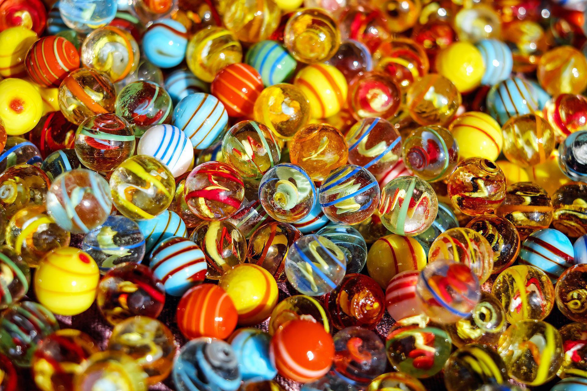 marbles-gd7360b8b8_1920