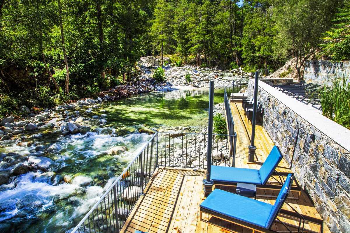 Hôtel Les jardins de la glacière***