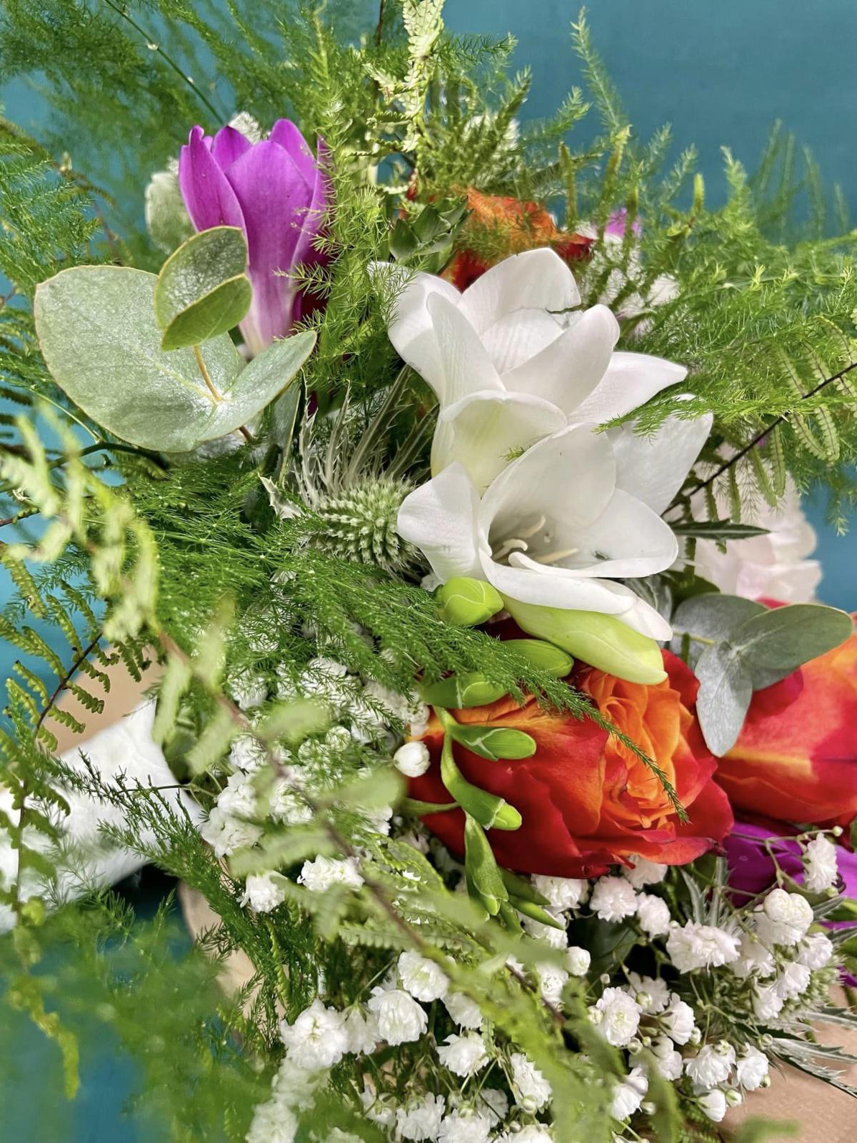 Aux Colonnes Fleuries Aux Colonnes Fleuries