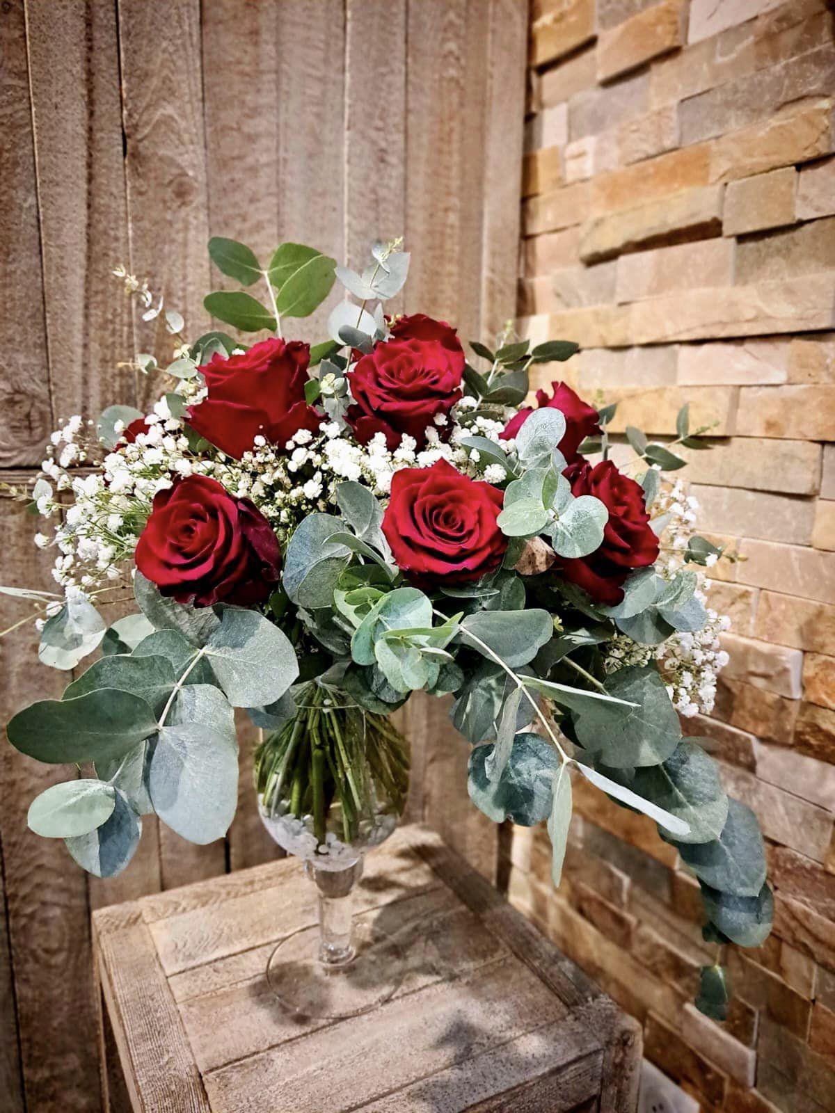 Aux Colonnes Fleuries Aux Colonnes Fleuries