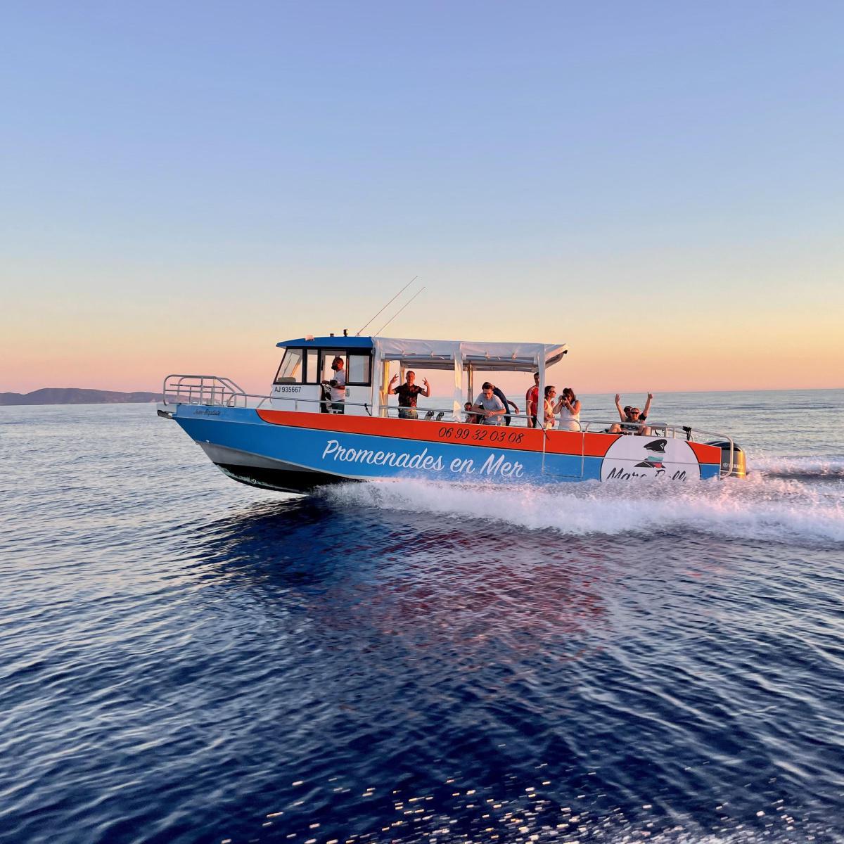 Une promenade en mer, ça vous tente ? Une promenade en mer, ça vous tente ?