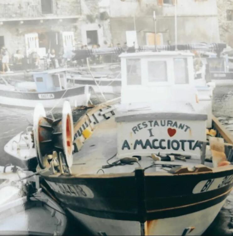  A MACCIOTTA "la maison de la langouste"