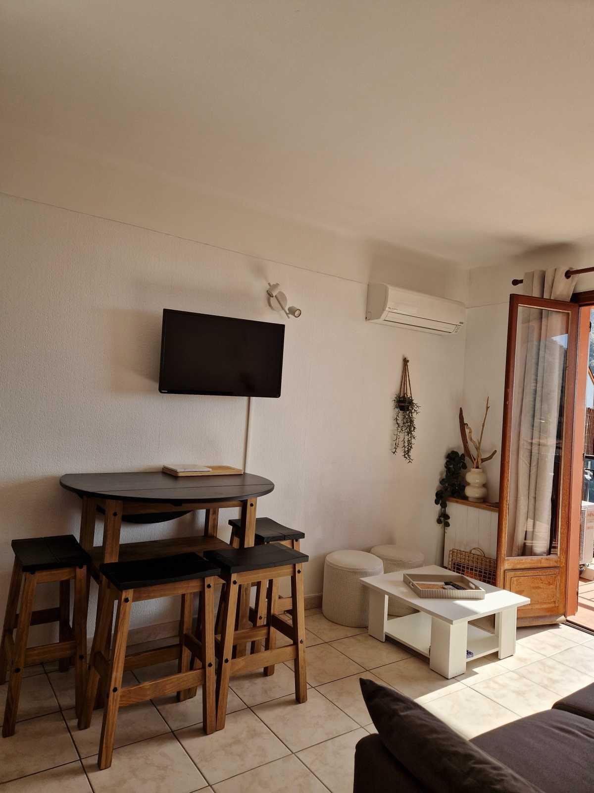 T2 lumineux vue mer et montagne T2 lumineux vue mer et montagne